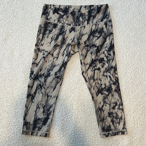 Lululemon Wunder Under Crop In Great Granite Black Mojave Tan - Picture 3 of 7